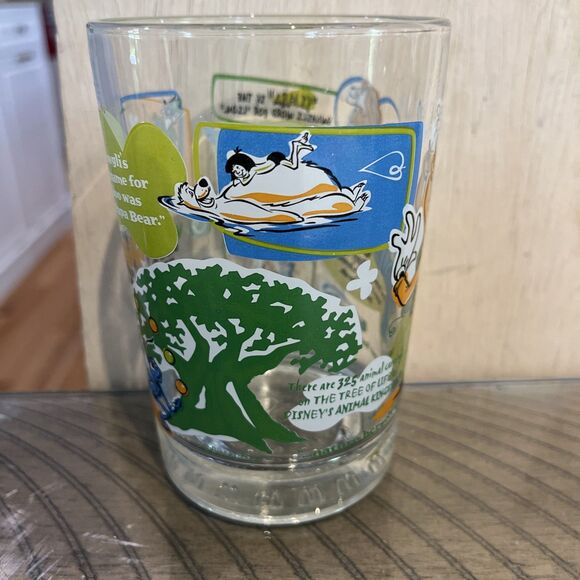 McDonalds Walt Disney 100 Years of Magic Comemerative Drinking Glass Goofy Simba - Picture 4 of 6